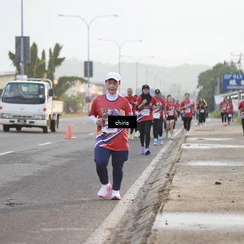Runner Photo 6056210