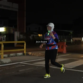 Runner Photo 6056230