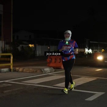 Runner Photo 6056237