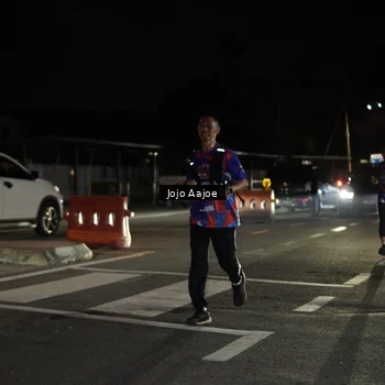 Runner Photo 6056253
