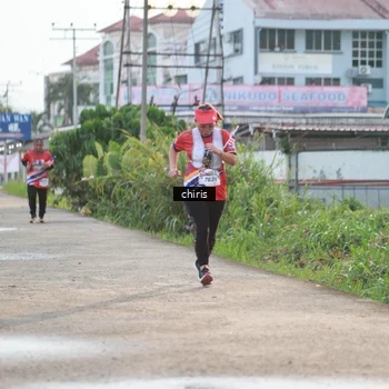 Runner Photo 6056256