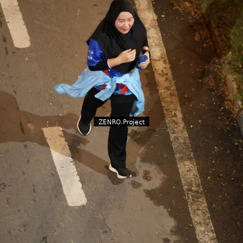 Runner Photo 6056260