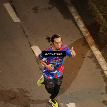 Runner Photo 6056303