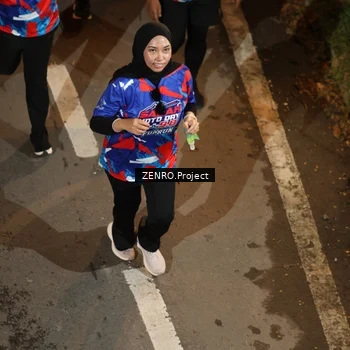 Runner Photo 6056309