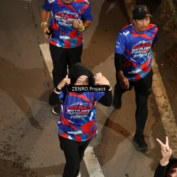 Runner Photo 6056312