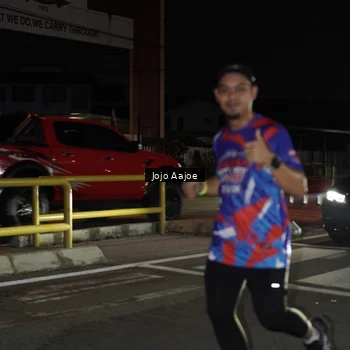 Runner Photo 6056324