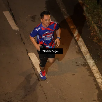 Runner Photo 6056333