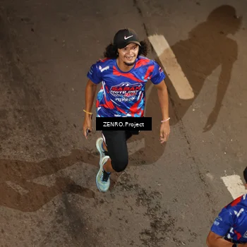 Runner Photo 6056341