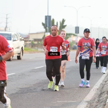 Runner Photo 6056353
