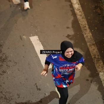 Runner Photo 6056372