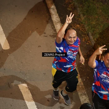 Runner Photo 6056392