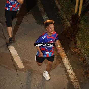 Runner Photo 6056395
