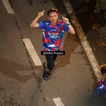 Runner Photo 6056423