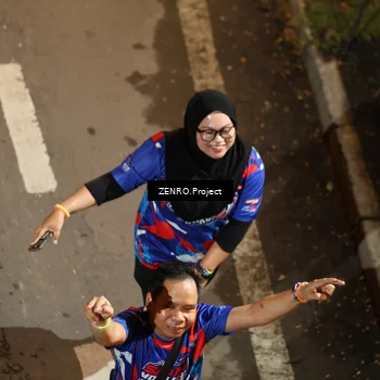 Runner Photo 6056453