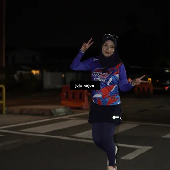 Runner Photo 6056460