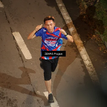 Runner Photo 6056462
