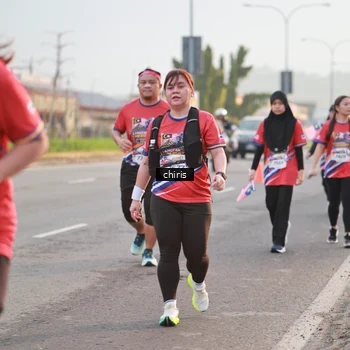 Runner Photo 6056499