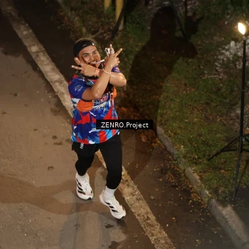 Runner Photo 6056529