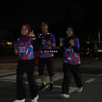 Runner Photo 6056532