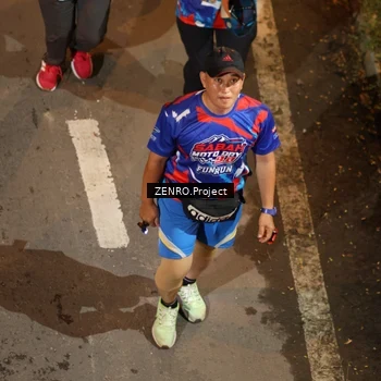 Runner Photo 6056534
