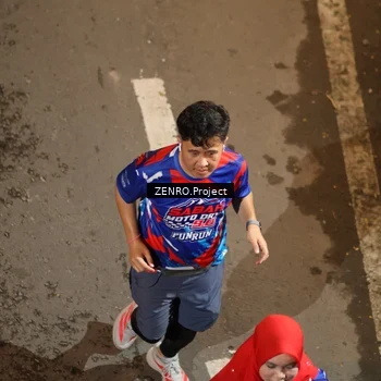 Runner Photo 6056536