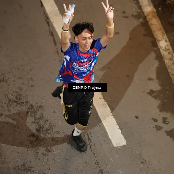Runner Photo 6056590