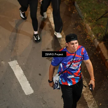 Runner Photo 6056591