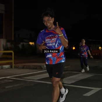 Runner Photo 6056600