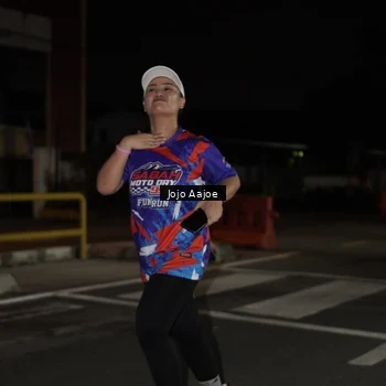 Runner Photo 6056605