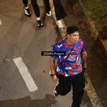 Runner Photo 6056608