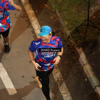 Runner Photo 6056620