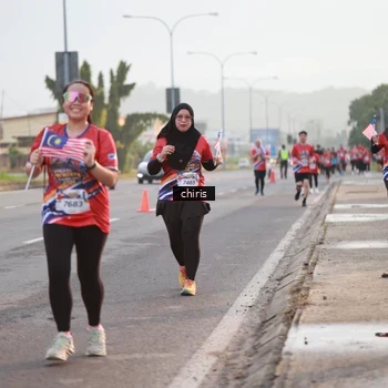 Runner Photo 6056648