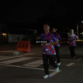 Runner Photo 6056657