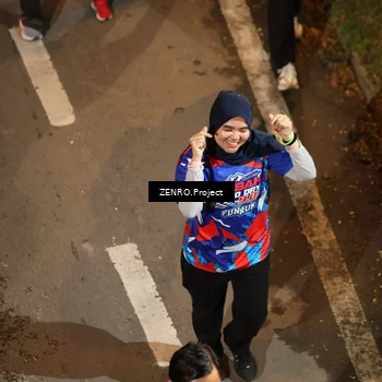 Runner Photo 6056662