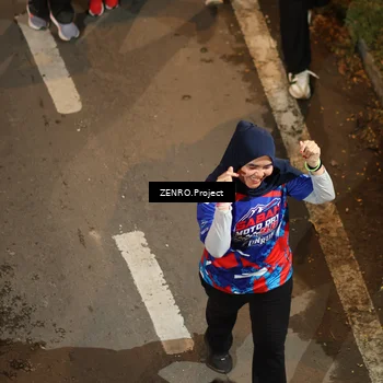 Runner Photo 6056665