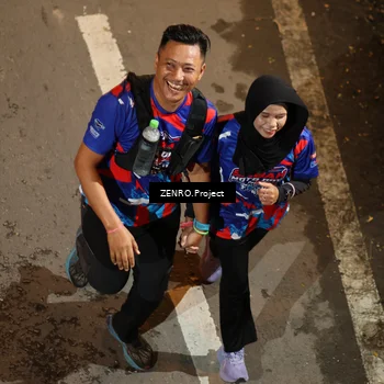Runner Photo 6056688