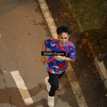 Runner Photo 6056689