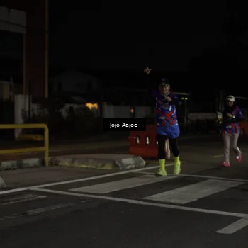 Runner Photo 6056705