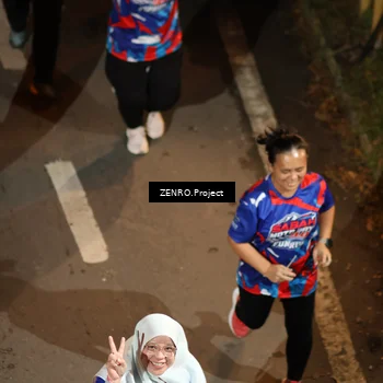 Runner Photo 6056717