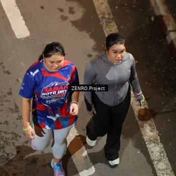 Runner Photo 6056732