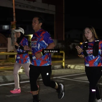 Runner Photo 6056745