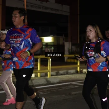 Runner Photo 6056752