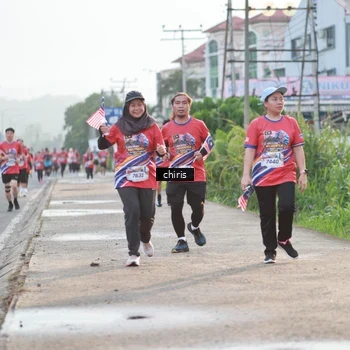 Runner Photo 6056753