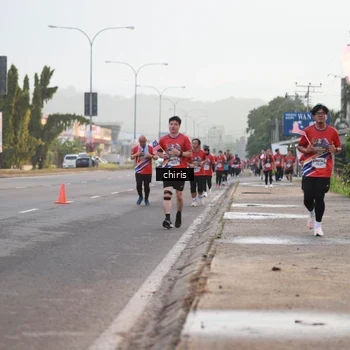 Runner Photo 6056804