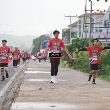 Runner Photo 6056813
