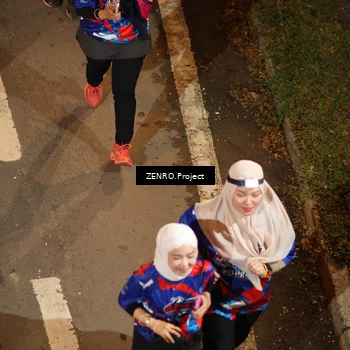 Runner Photo 6056858
