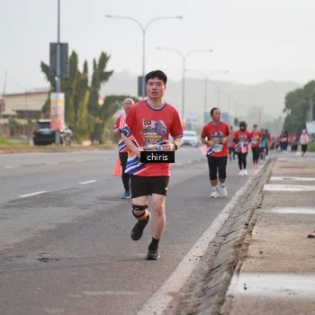 Runner Photo 6056871