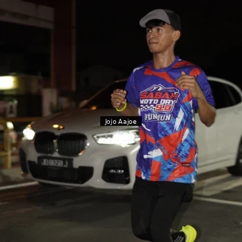 Runner Photo 6056876