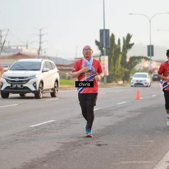 Runner Photo 6056883