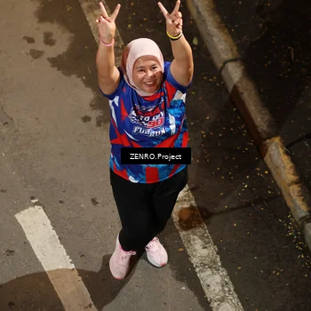 Runner Photo 6056888
